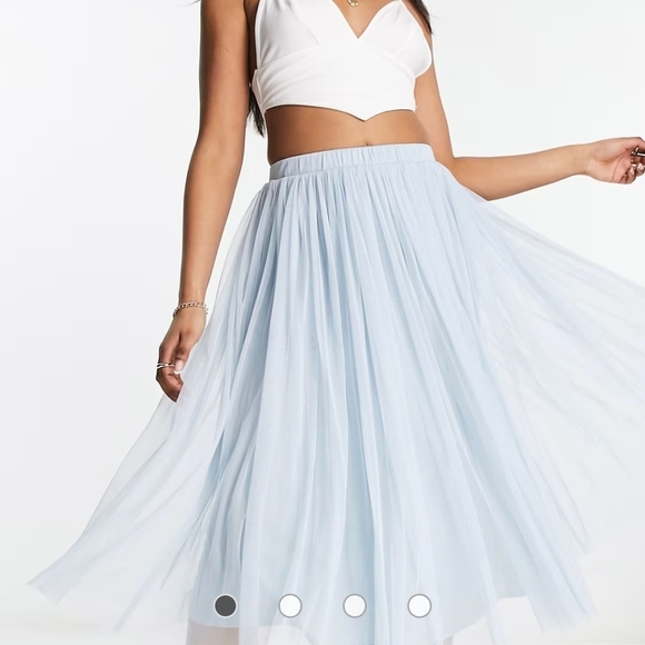 Dresses & Skirts - BEAUTT SZ 8.PETITE Elegant Light Blue Women's Skirt